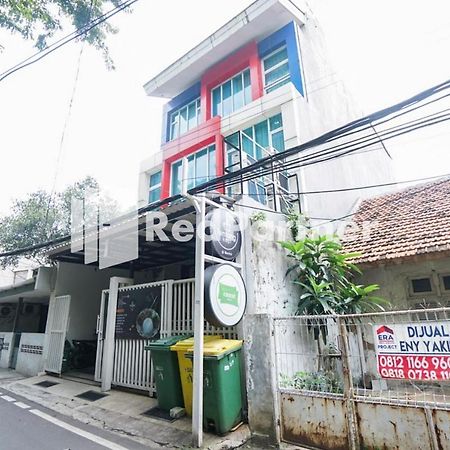Eascot Hotel Mitra Reddoorz จาการ์ตา ภายนอก รูปภาพ